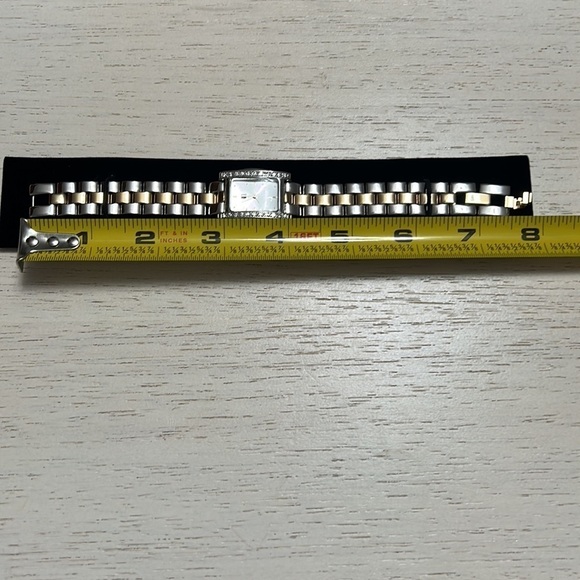 Matissima Two Tone Watch with accents & New Battery - Picture 4 of 5